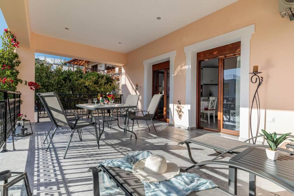 Meandros Apartment Garden View Skopelos Town Exterior photo